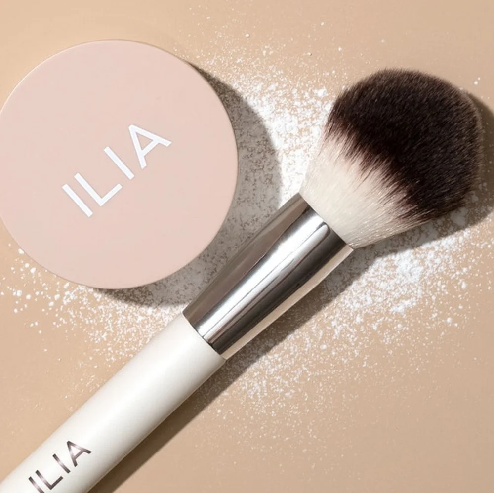 ILIA Soft Focus Finishing Powder Fade Into You Translucent Brand New In Box